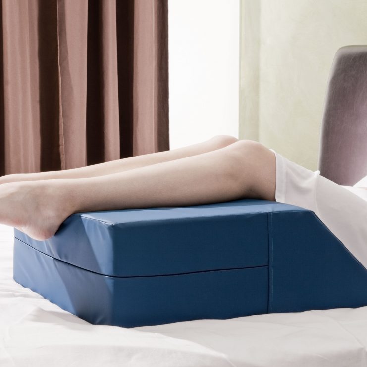 DJMed Medical Leg Elevation Wedge
